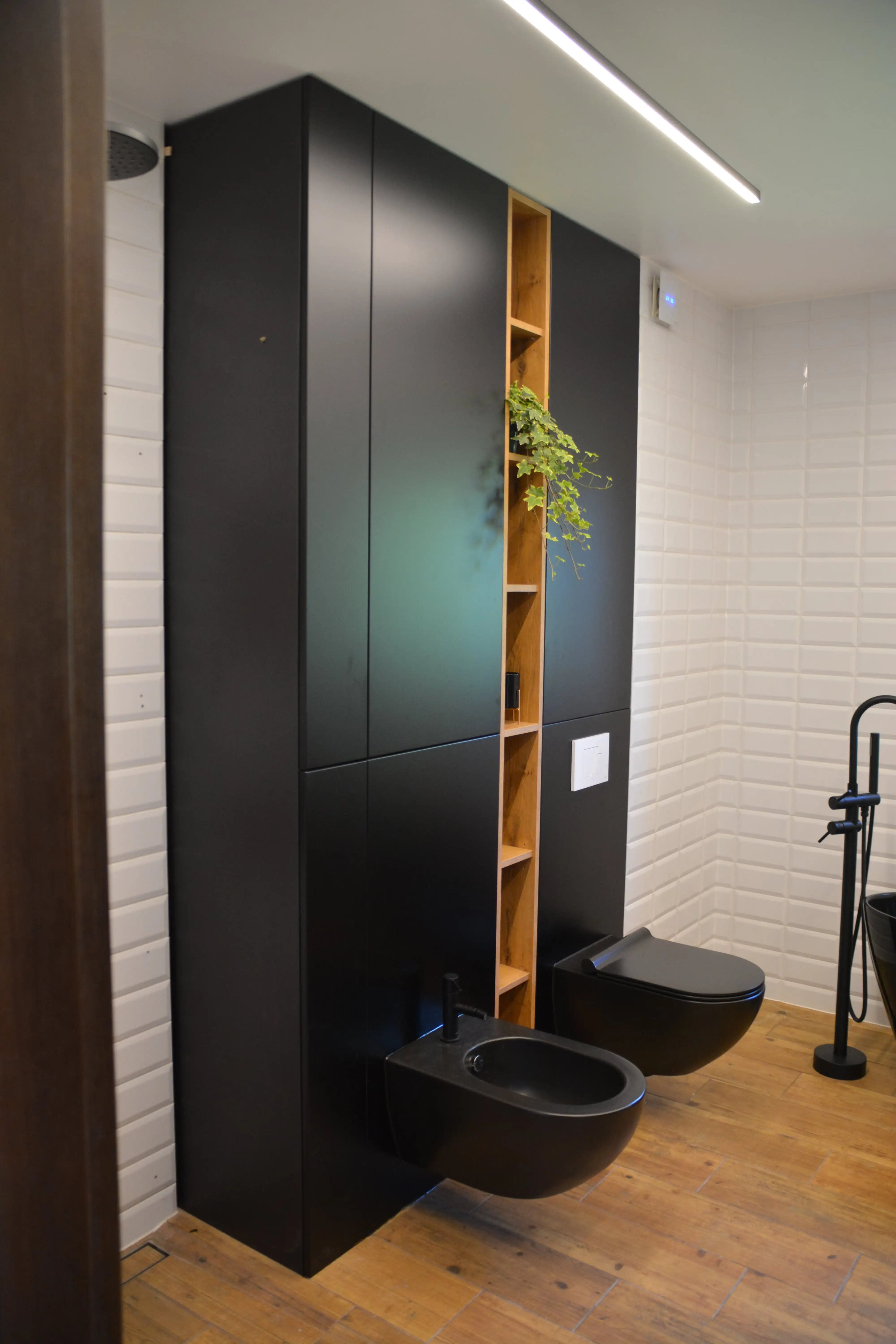 Zabudowa łaziękowa zaprojektowana i zrobiona przez Meble z Wrocławia